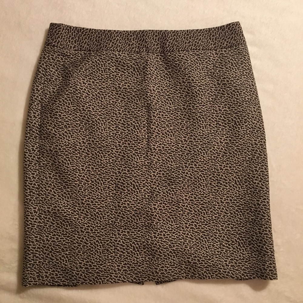 Ann Taylor LOFT Animal Print Pencil Skirt Size 10P